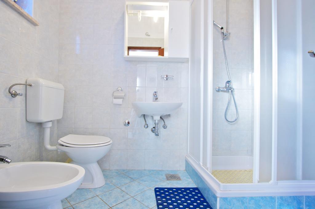 Apartments Davorka Пореч Екстериор снимка