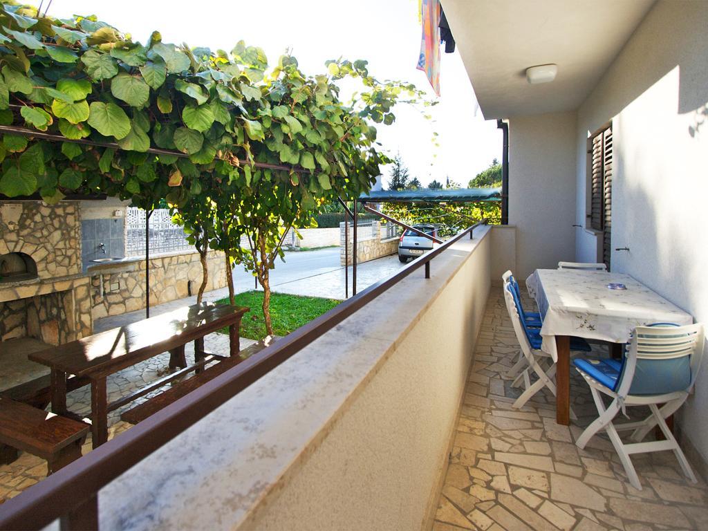Apartments Davorka Пореч Екстериор снимка