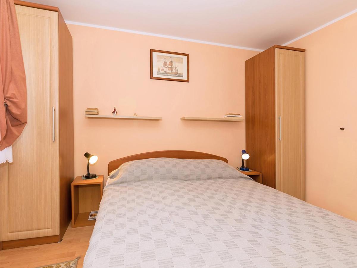 Apartments Davorka Пореч Екстериор снимка