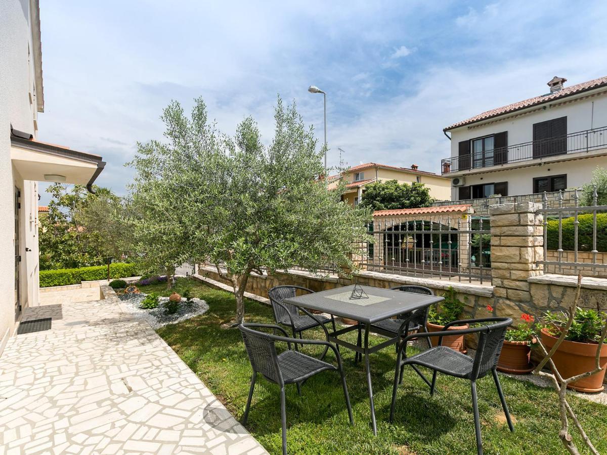 Apartments Davorka Пореч Екстериор снимка